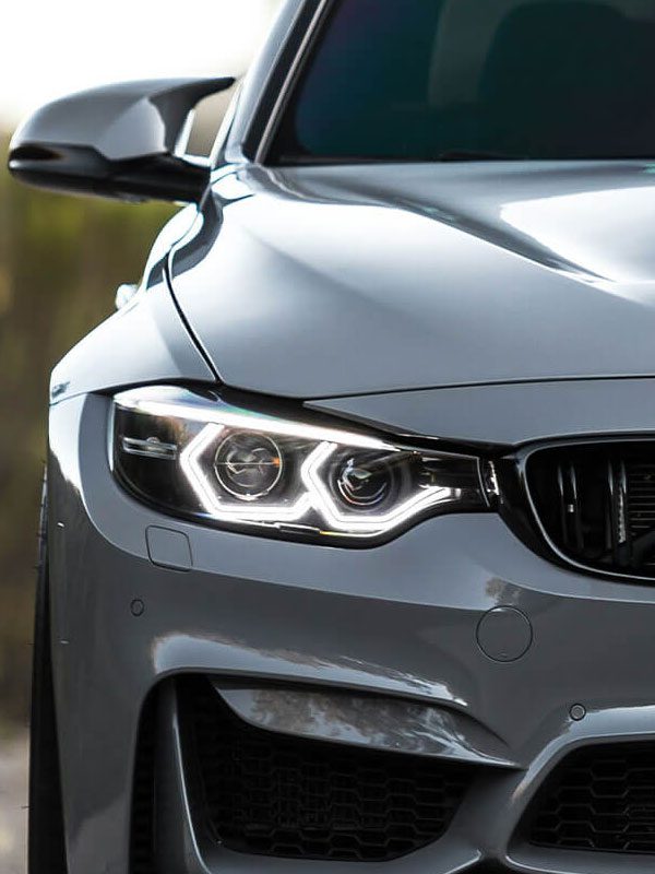 Limpieza estética exterior de vehículo en CarClean23